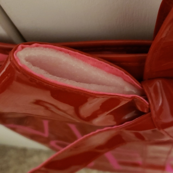 💥*FINAL MARKDOWN**Victoria Secret red/pink bag - Picture 2 of 7